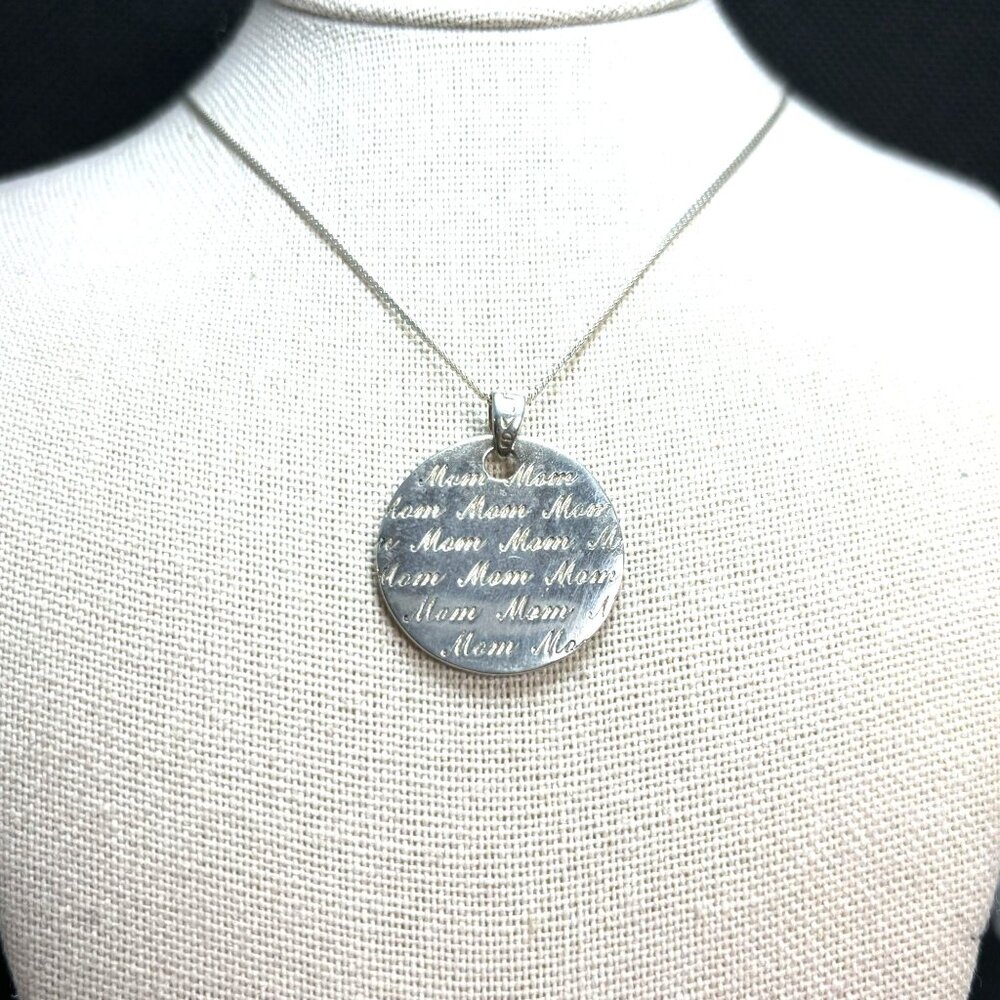 VTG Sterling Silver 925 "Mom" Script Engraving Circle Pendant 1" on 16" Chain